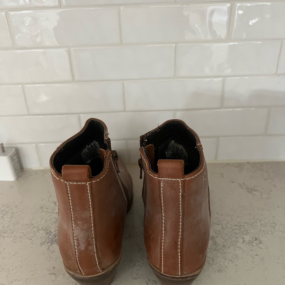 Roan cowboy bootie size 7 - Picture 4 of 6